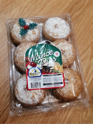 Puttinu Cares Christmas Mince Pies