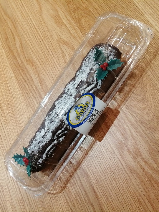 Puttinu Cares Christmas log by Davids Bakery